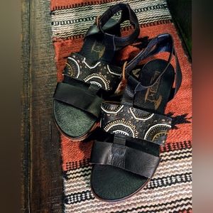 Beaded Pikolinos Antillas sandals